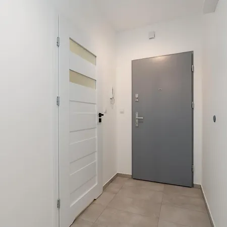 Appartement With Garden Dmowskiego 81 By Renters *