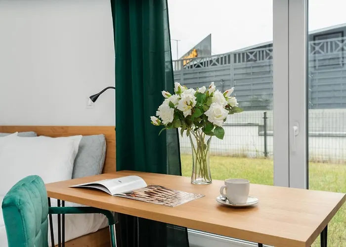 Apartamento With Garden Dmowskiego 81 By Renters