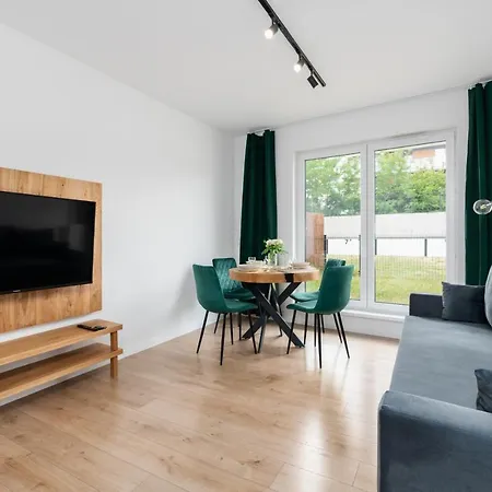 Apartament With Garden Dmowskiego 81 By Renters Poznań