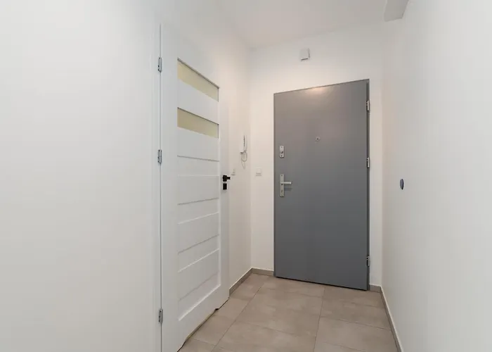 Appartamento With Garden Dmowskiego 81 By Renters *